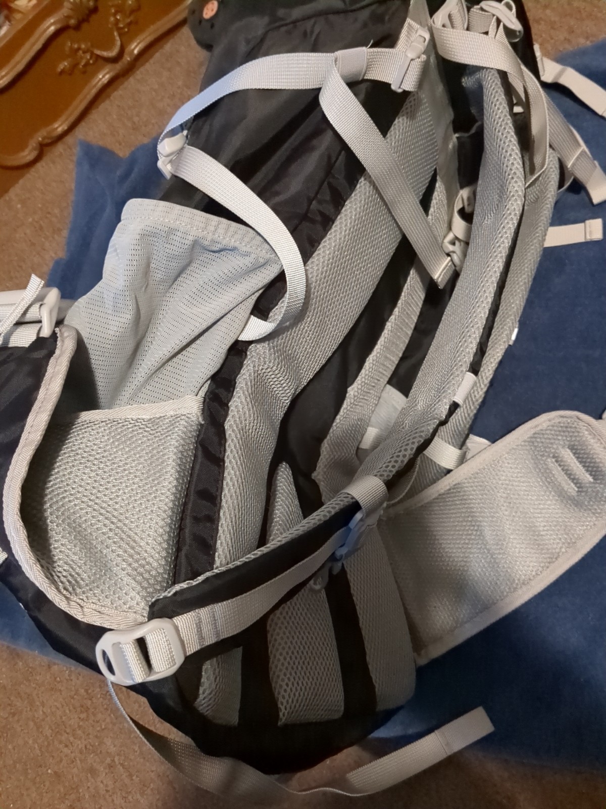 Camping Backpack Descent Size Minimal Signs Of Use Very Easy To Use.