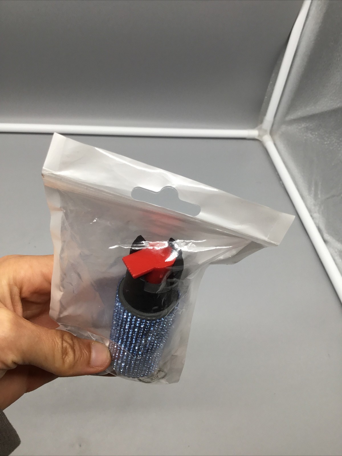 (1) Sparkling Diamond Pepper Spray Self-Defense Safety Spray w/ Keychain (Blue)