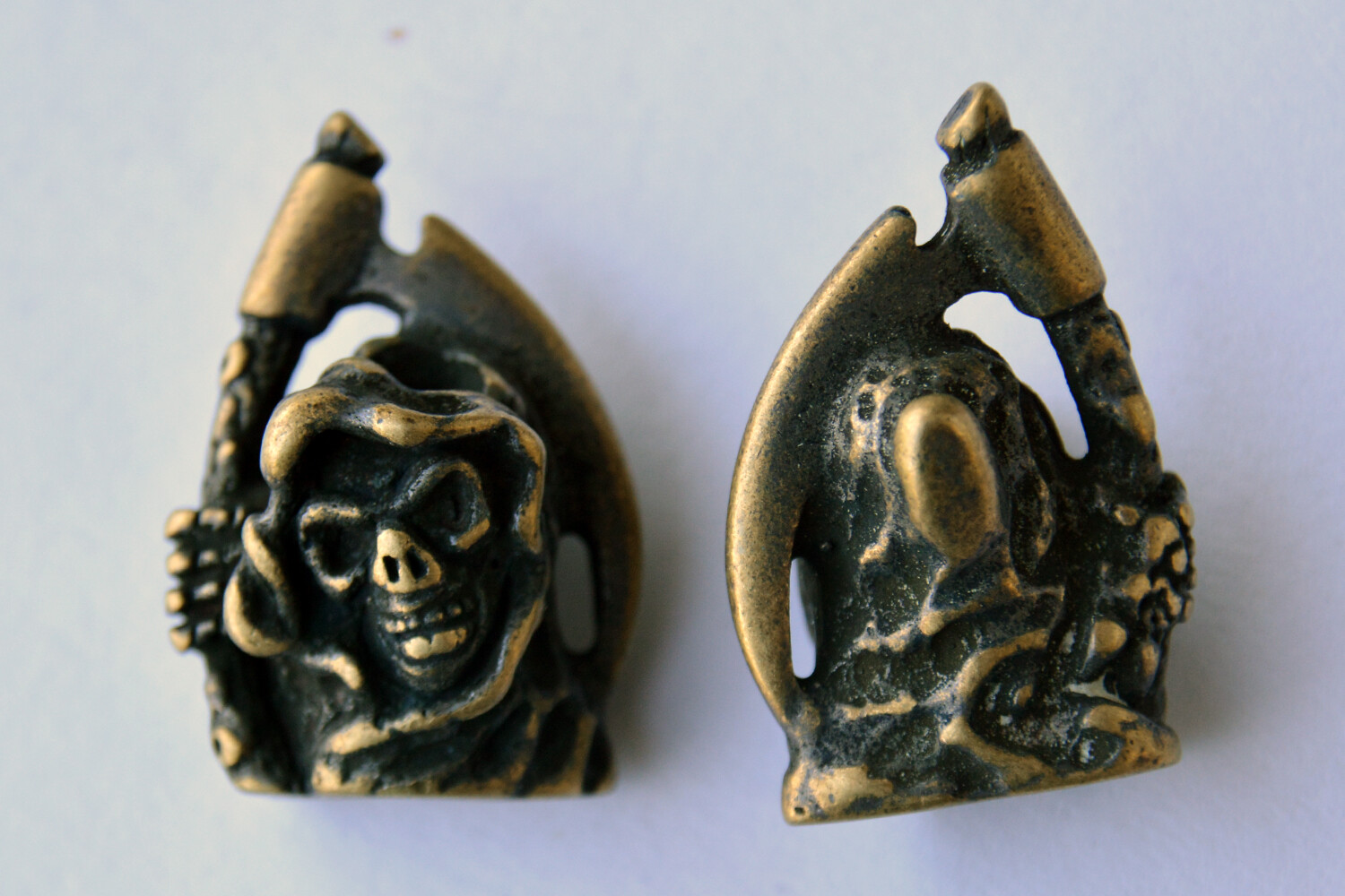 EDC Grim Reaper Brass Lanyard Bead Pendant Parachute Cord Knife Tool Zipper Pull