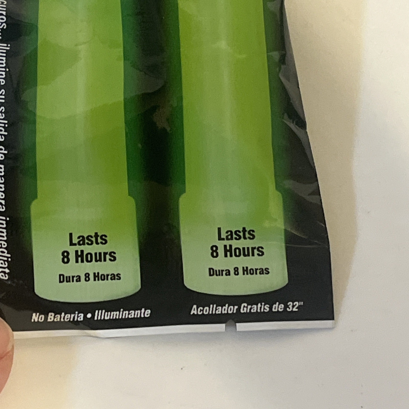 Ready America Green 8 Hour Emergency Lightstick 2 Pack Sealed 8hr Camping Light