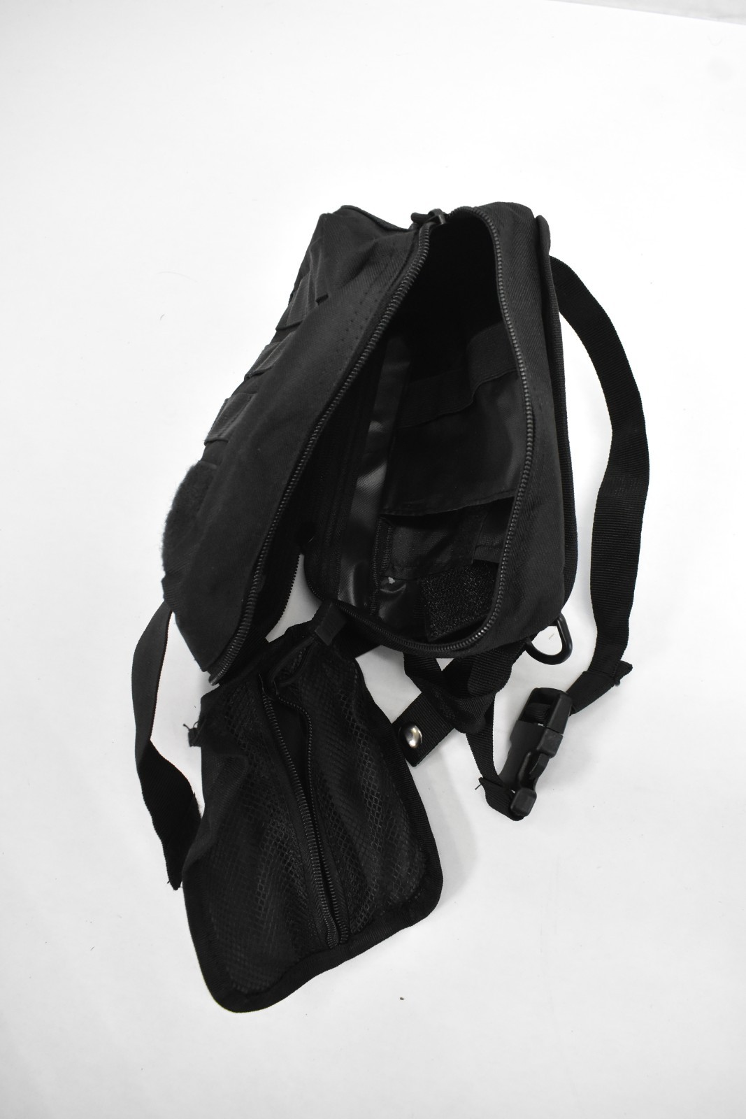 Emergency Outdoor Survival Kit w Shovel/Black/Emergency Blanket Full Service