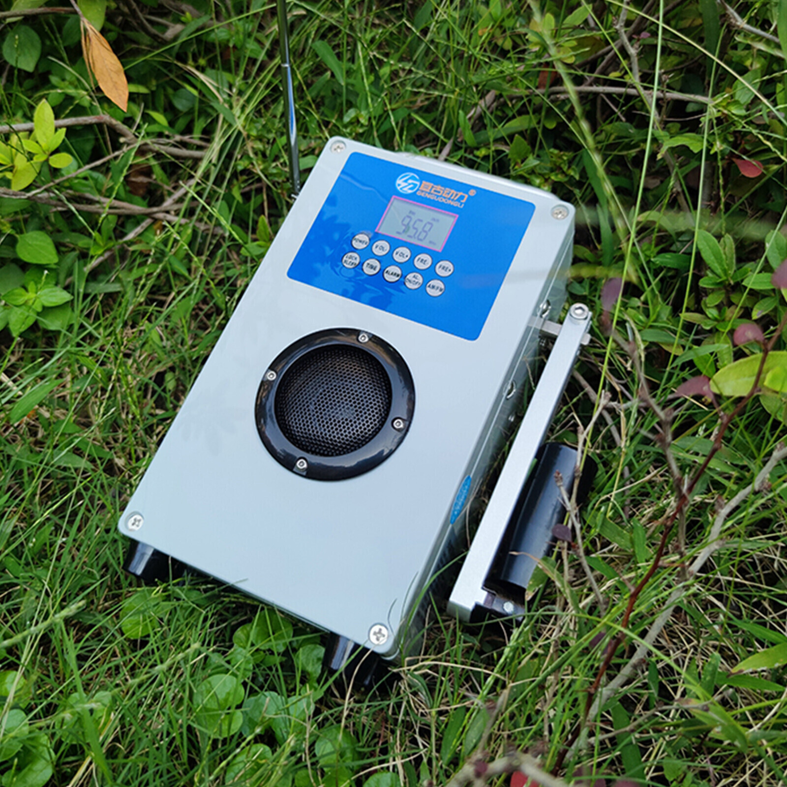 Hand Crank Generator USB Charger Outdoor Survival Emergency Power Supply New