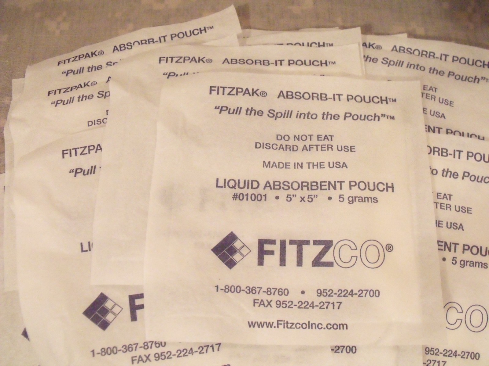 Emergency/Survival: (25 Pack) Liquid Absorbent Pouch, 5″x5″, US Military Surplus