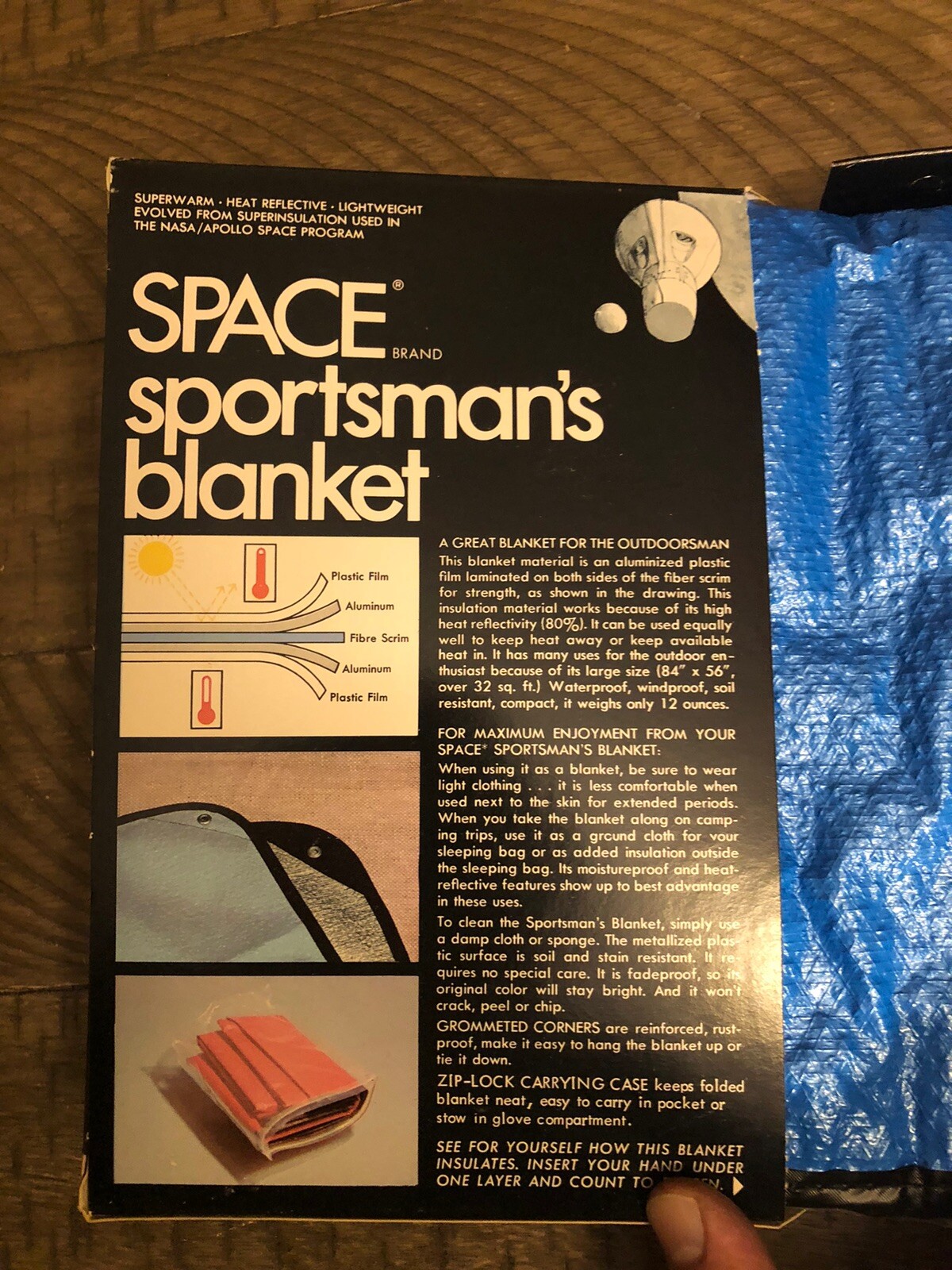 VINTAGE THERMOS SPACE BLANKET HUNTERS FISHERMEN CAMPERS SKIERS WEATHERPROOF NASA