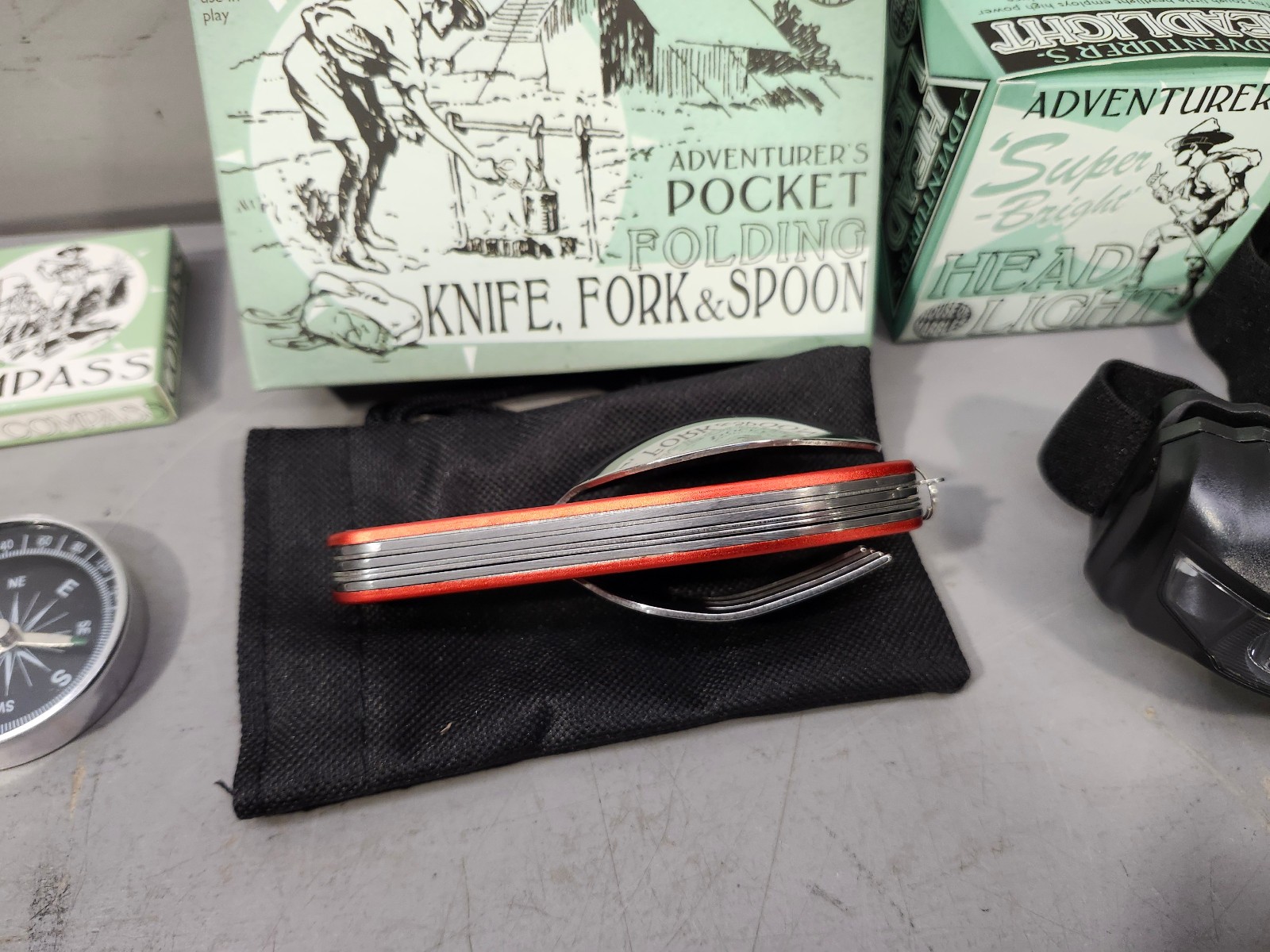 House of Marbles Adventurer’s Pocket Folding Cutlery Set – Head Light – Compass