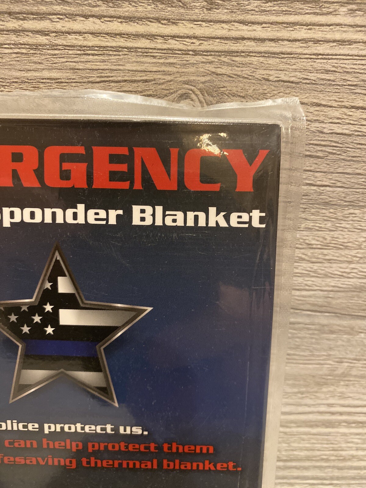 1 Survival Blanket Emergency First Responder, retains 90% body heat, Emergency