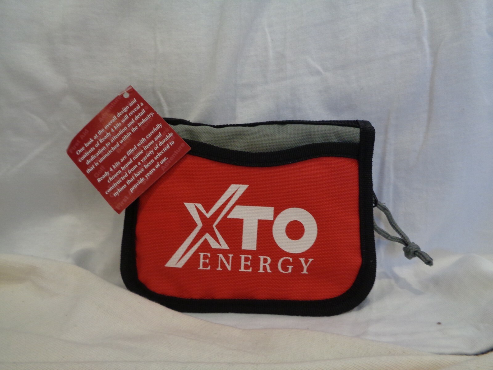 READY 4 Toiletries Kit Toothpaste Toothbrush Floss Pocket Sized BRAND NEW