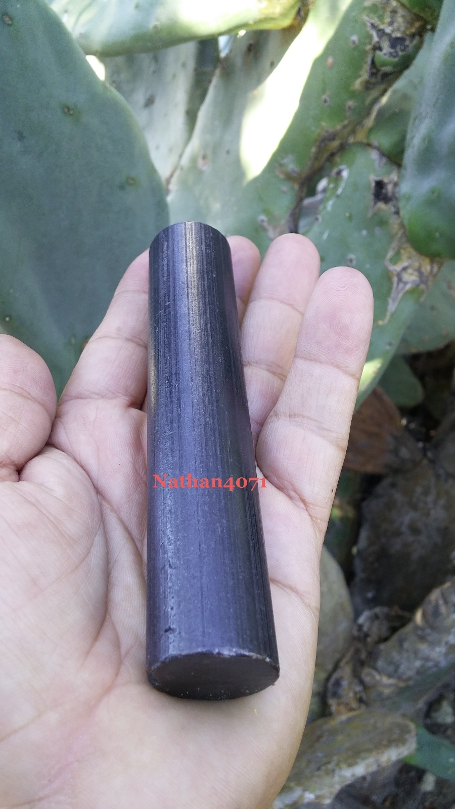 Bushcraft ferrocerium rod “Super Monster” ferro rod firesteel. 1″ dia. 5″ long