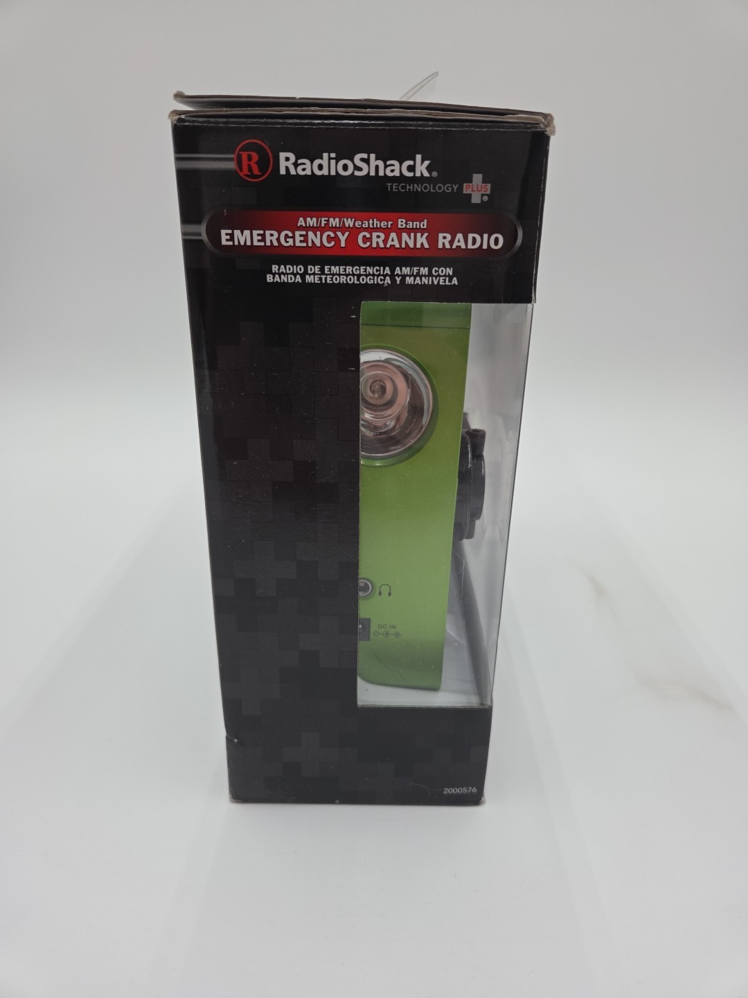 RadioShack Emergency Crank Radio AM FM Weather Band USB Charging Port – Open Box